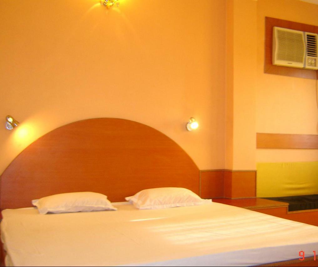 Palm Village Resort Kalküta Dış mekan fotoğraf