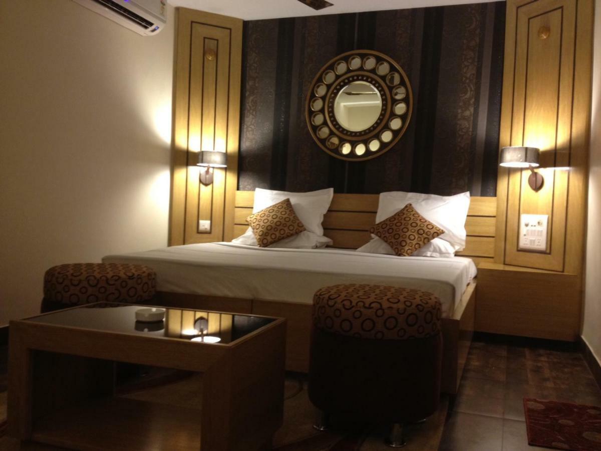 Palm Village Resort Kalküta Dış mekan fotoğraf